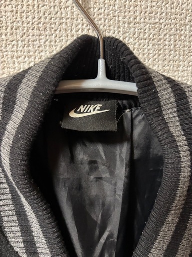 Tiffany & Co. Nike スタジャン Lサイズ