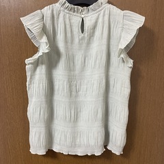 美品♡INGNIのシャーリングブラウスです☺️の画像