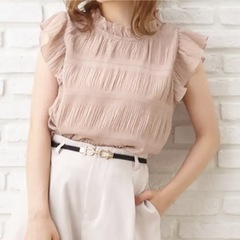 美品♡INGNIのシャーリングブラウスです☺️の画像