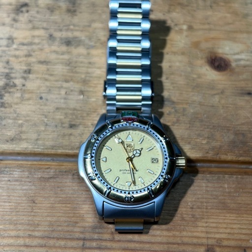 TAG HEUER Professional 200M