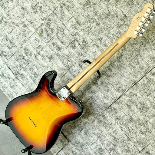 Suquier by Fender テレキャスター