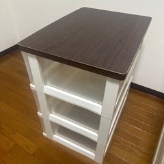 収納ボックスの画像