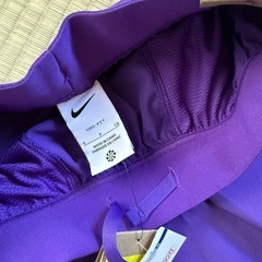 NIKE ナイキ　メンズ　半ズボン　テニス　紫　パープル　春夏用　tennis　ショートパンツの画像