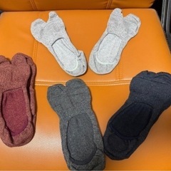 【新品】国内シューズブランド/SUICOKE 足袋型靴下4色セット（ベリーショートソックス）の画像