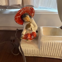 1950年代アメリカのヴィンテージのチャイニーズスタイルライの画像