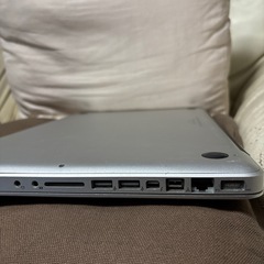 Mac BOOK PRO 2011年製　15インチ　シルバーの画像