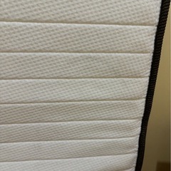 　日曜日取りに来てくださる方！セミダブルのマットレスの画像
