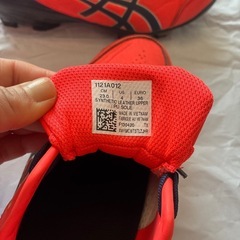 スポーツシューズの画像