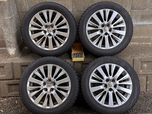 トヨタ 純正 18インチ ホイールタイヤナットセット