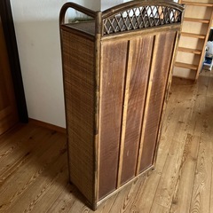 ⭕️美品★ラタンのシューズボックスの画像