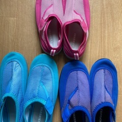 🟥🟦🩵マリンシューズの画像
