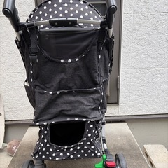 折りたたみペットカートの画像