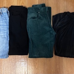 服、ズボンまとめ売り
の画像