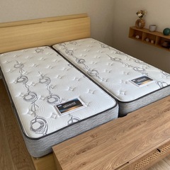 シモンズ　マットレス　セミシングル　2台ありの画像