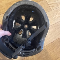 自転車、ストライダーヘルメットの画像