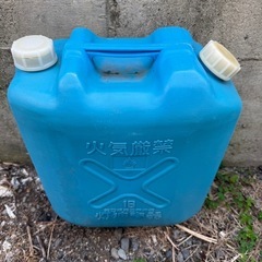 ポリタンク　青の画像