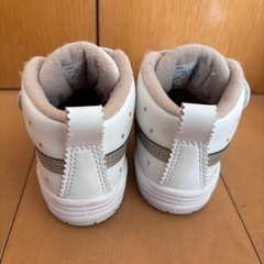 【子供靴】足育　アシックス スクスク 13.5の画像