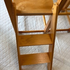 木製の滑り台の画像