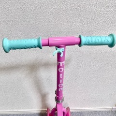 キックスケーター4輪3〜５歳向けの画像