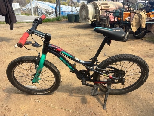 GT 
ストンパープライム 20インチ