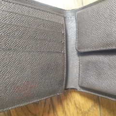 ルイヴィトン　
ダミエ二つ折りサイフの画像