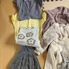 女の子服一式１１０から１３０の画像