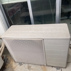 エアコン室外機の画像