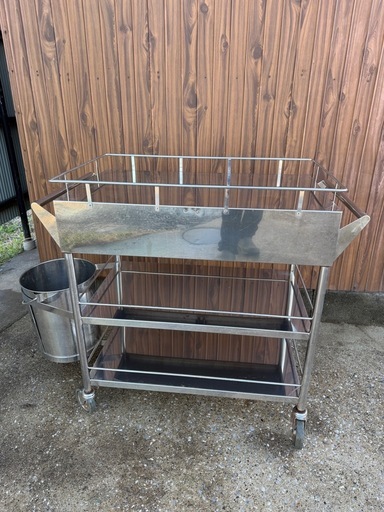 【美品】医療用 ステンレスワゴン カート 回診車 包帯交換車 引出2個 汚物缶付 3段