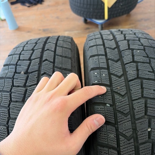 バリ溝　185/65r15 スタッドレス ダンロップウィンターマックス　21年製　アクア 
