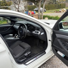 BMW 523i mスポーツの画像