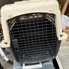 ウルトラバリケンネル ケージ キャリー 
中古　の画像