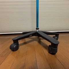 点滴台　点滴スタンド　I.Vスタンド ブルー　 未使用品組み立てのみの画像