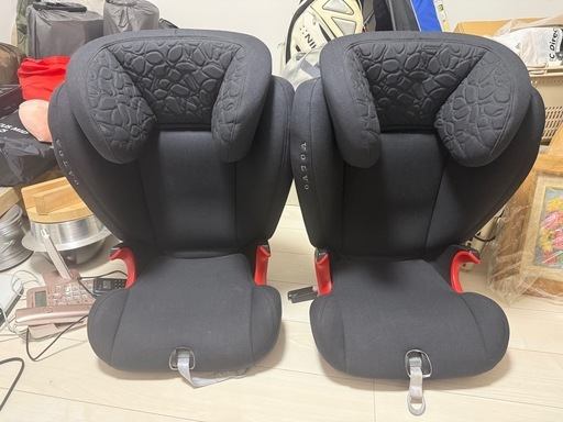 VOLVO 純正ジュニアシート ボルボ
