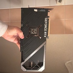 ASUS TUF Gaming GeForce RTX 3070 Tiの画像