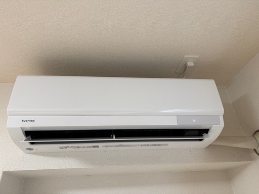 EAC22⭐️高年式⭐️ 東芝　ルームエアコン　2024年製　主に6畳用?