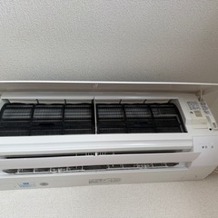 EAC23⭐️美品⭐️ SHARP プラズマクラスター7000搭載 ルームエアコン おもに6畳用 2022年製 💁の画像