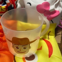 キャラクター巾着袋＆コップ19セットまとめ ミニオン スヌーピー他 入園準備 給食袋 コップ袋 キャラクター巾着 新学期の画像