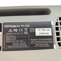 2022年製　ローランド　ポータブル・デジタルピアノ　FP-30X ホワイト　動作確認済の画像