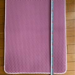 猫トイレの下に敷く砂受けマット【小・ピンク】の画像