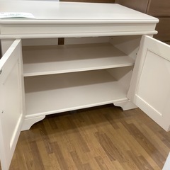 90分の無料軽トラック貸出サービス！LAURA ASHLEY テレビボードの画像