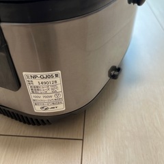 象印3合炊き炊飯器の画像