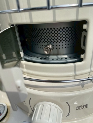 コロナ（CORONA）の対流型石油ストーブ