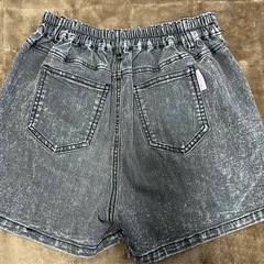 130cm デニム ショートパンツの画像