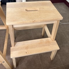 IKEAのステップ台２個の画像