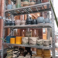 ほぼ新品　マーブル　プランター（植木鉢）本日お引取り歓迎の画像