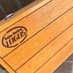 LOGOS 木製収納テーブル＋折りたたみ椅子3脚 セット キャンプ アウトドア の画像