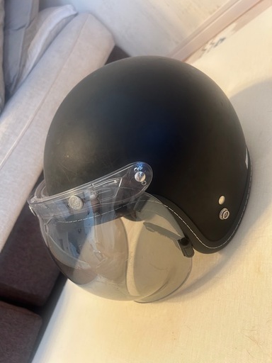 ヘルメットシールド付き