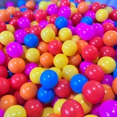 カラーボール5色セット 1050個（折りたたみ ボールプール付き）の画像