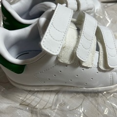 adidasスタンスミス16センチの画像