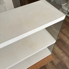 ガラス棚の画像